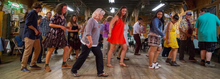 Fall 2017 students follow along as they learn Cajun dancing at a dance hall in Houma, La.